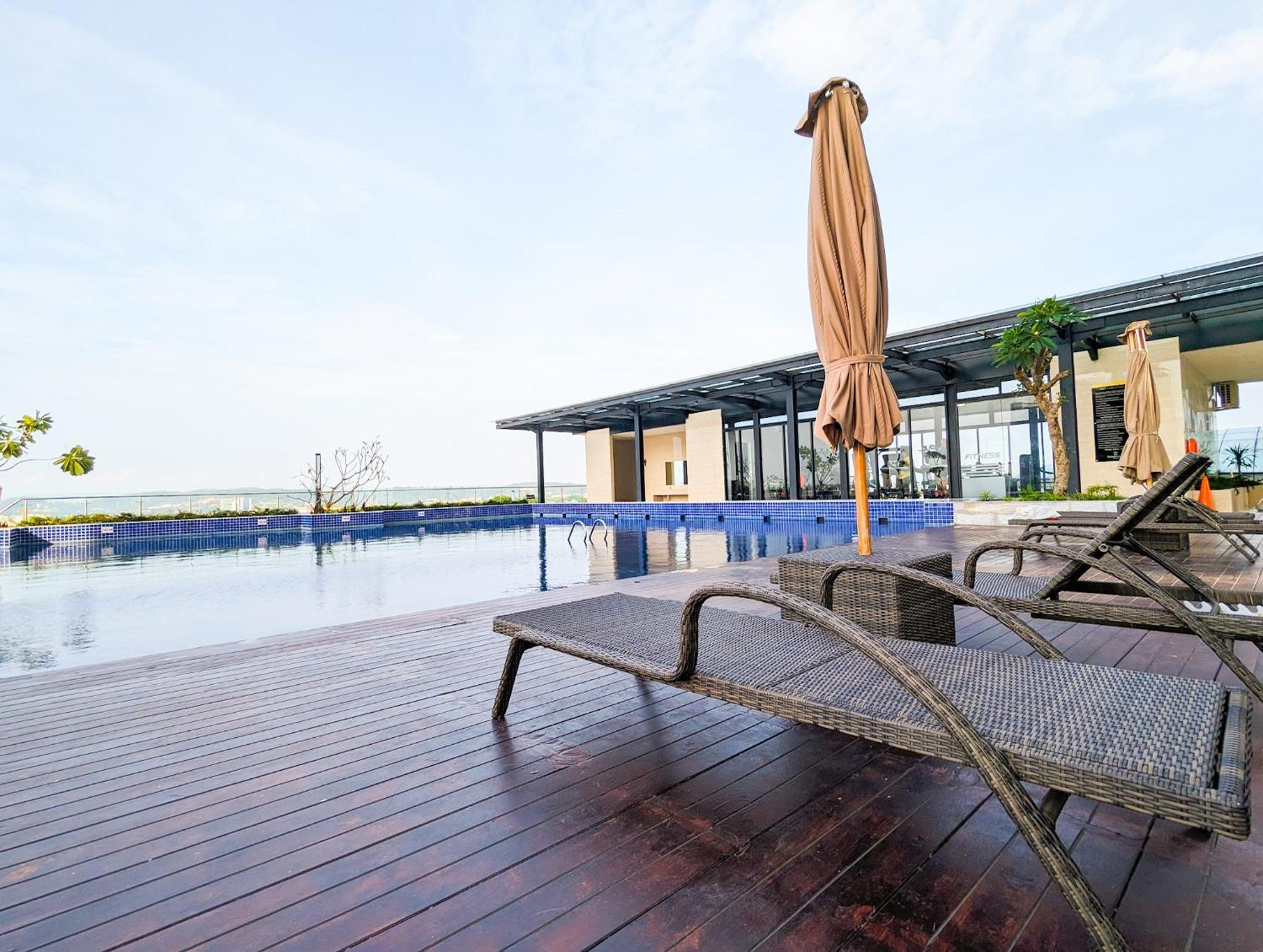 Lovina 1823 At Pollux Meisterstadt Batam Exterior photo